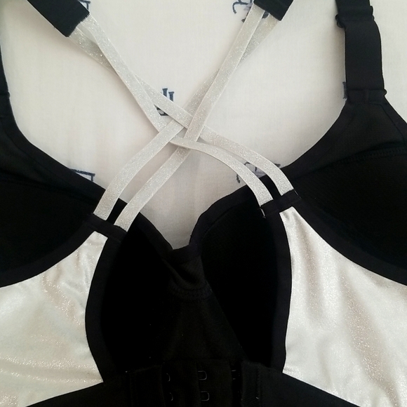 VSX Glitter shimmer strap sport bra sz 34DD black silver - Picture 3 of 4